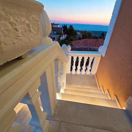 Enma Rooms Krujë Екстериор снимка
